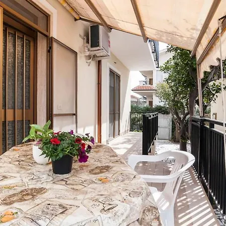 Apartment - Private Beach Street Sperlonga Exterior foto
