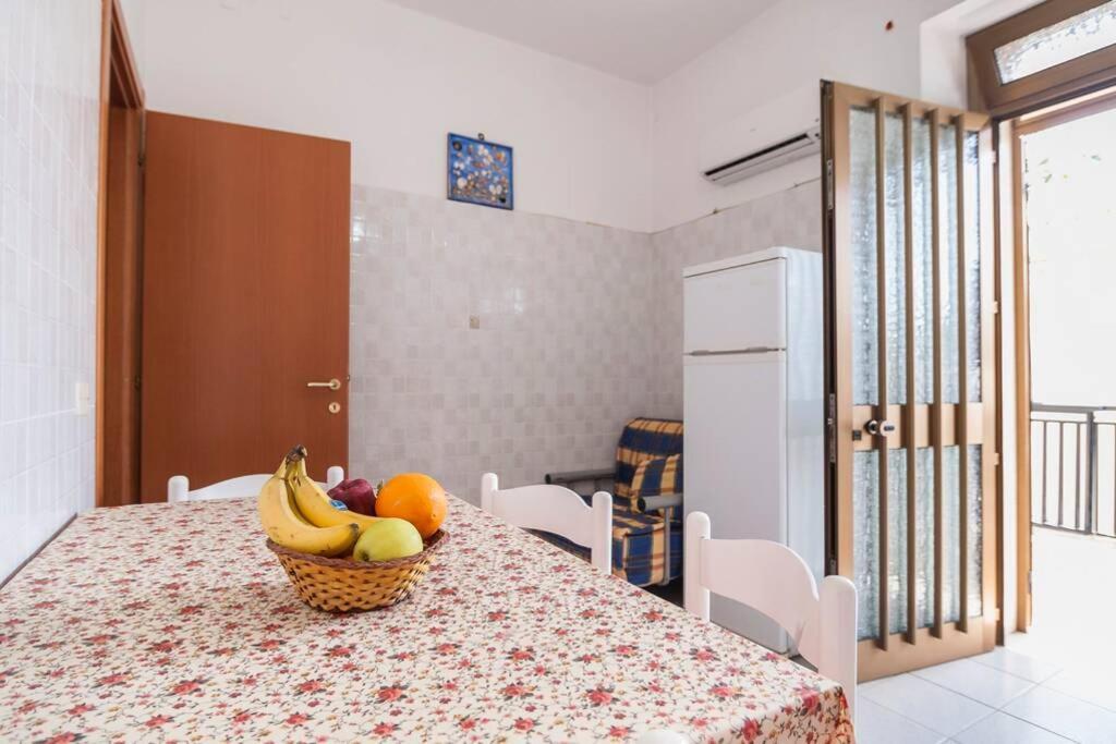 - Private Street Apartamento