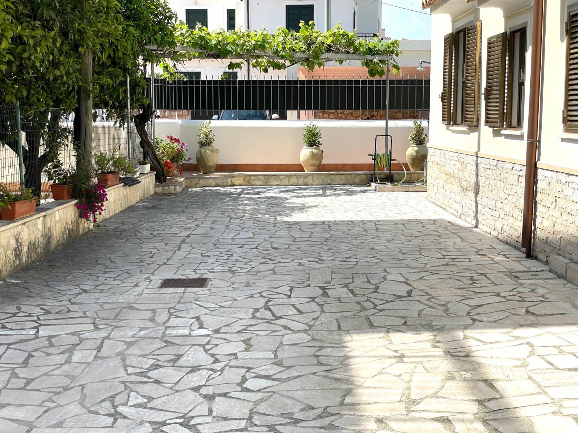 - Private Street Apartamento *
